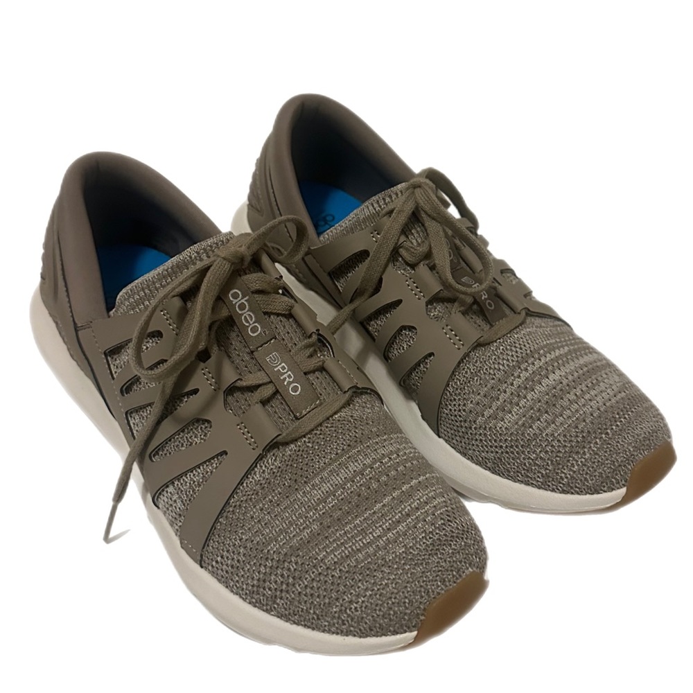 Abeo Women’s Pro Ellen beige light brown athletic walking shoes